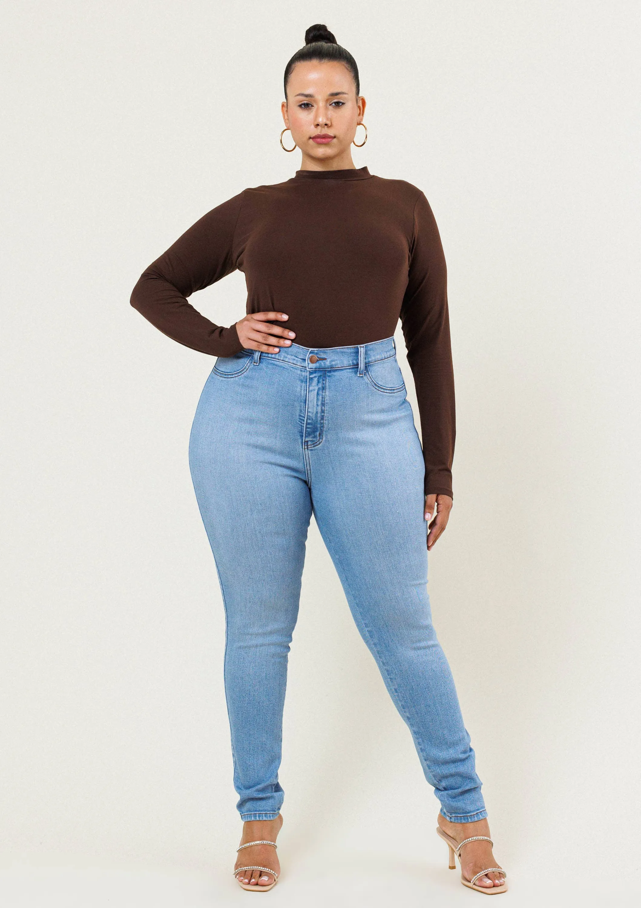 Plus Cozy Vibrant Skinny Jeans: Light Stone